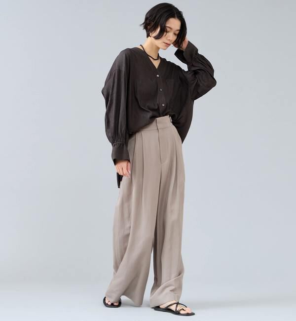 Liesse「Vカラーブラウス」|シャツ・ブラウス|