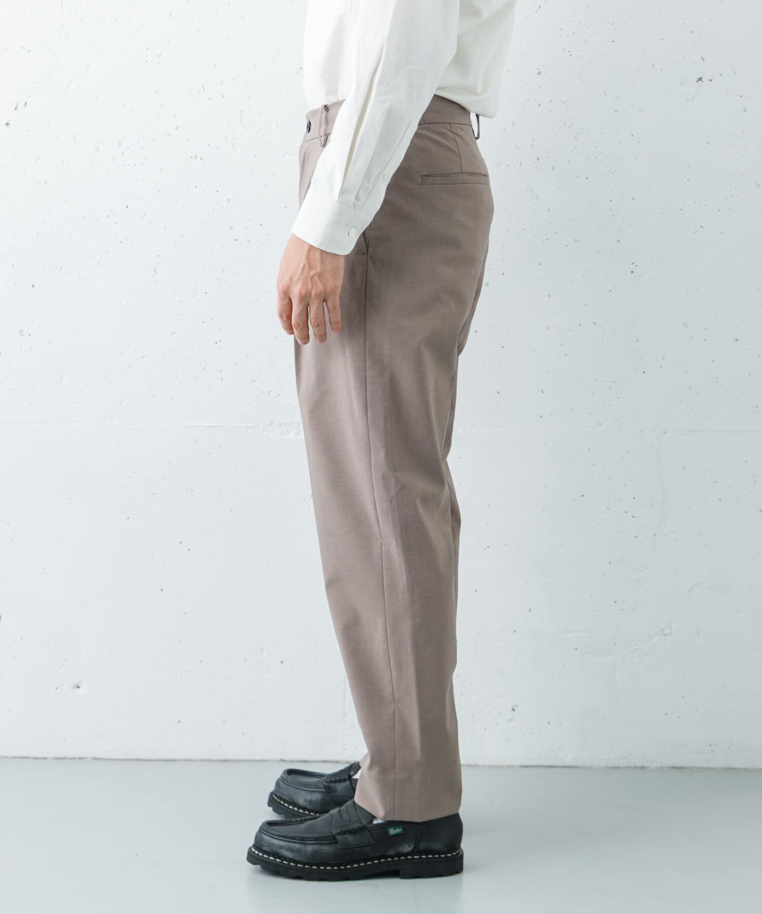 URBAN RESEARCH「ウェザーストレッチテーパードスラックス」|その他|