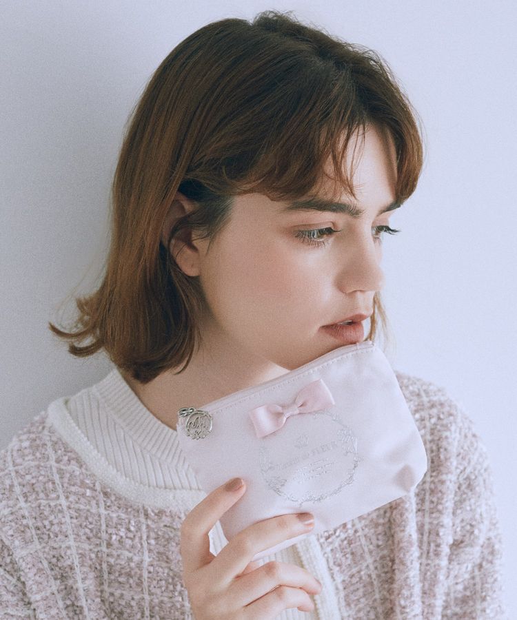 Maison de FLEUR「サテンリボンティッシュケース」|ポーチ|ピンク