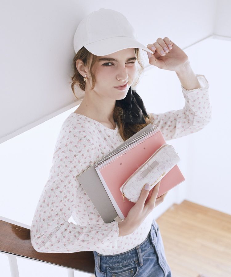 Maison de FLEUR「フラワーガーデン柄合皮ロングポーチ」|ポーチ|