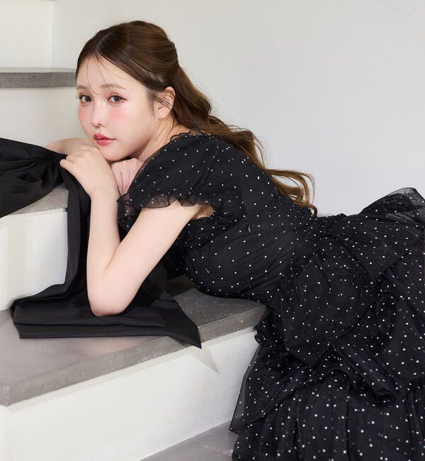  「【Black Ribbon Collection】バックリボンティアードワンピ」|ワンピース|