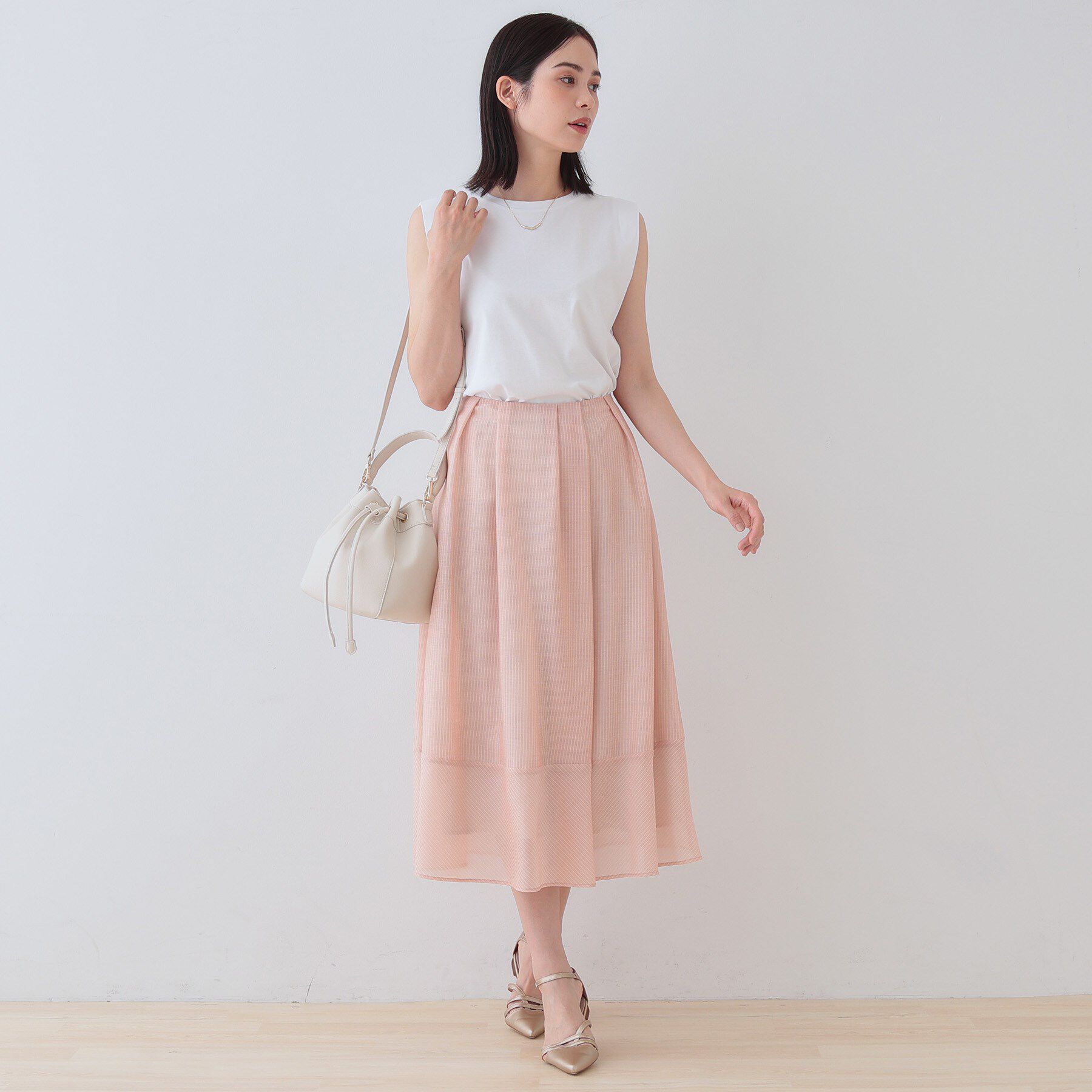 INDIVI「新色登場！【洗える／エアリー素材】巻き風ロングスカート」|スカート|