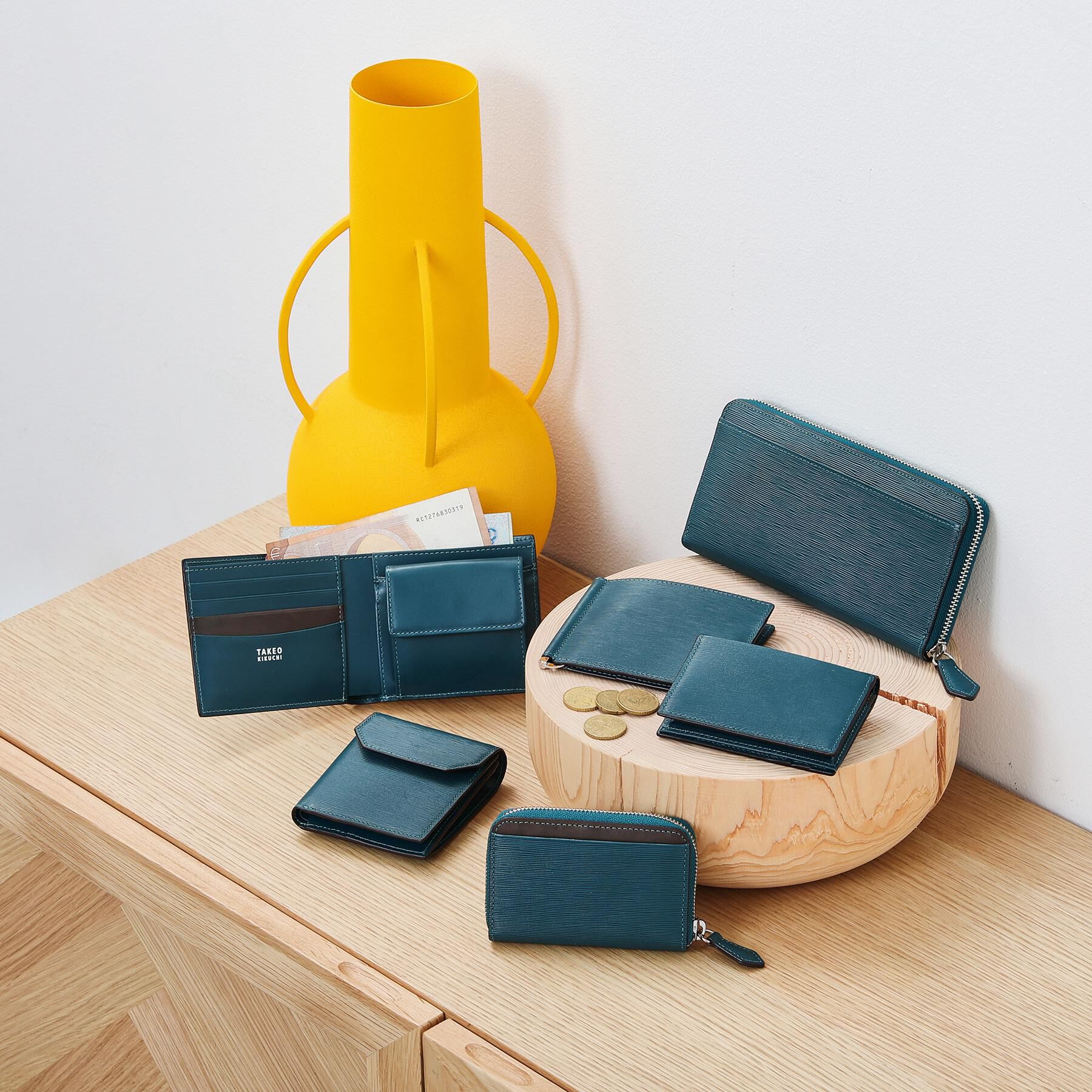 TAKEO KIKUCHI「【NEW レザーリップルシリーズ】 コンパクトウォレット」|財布|