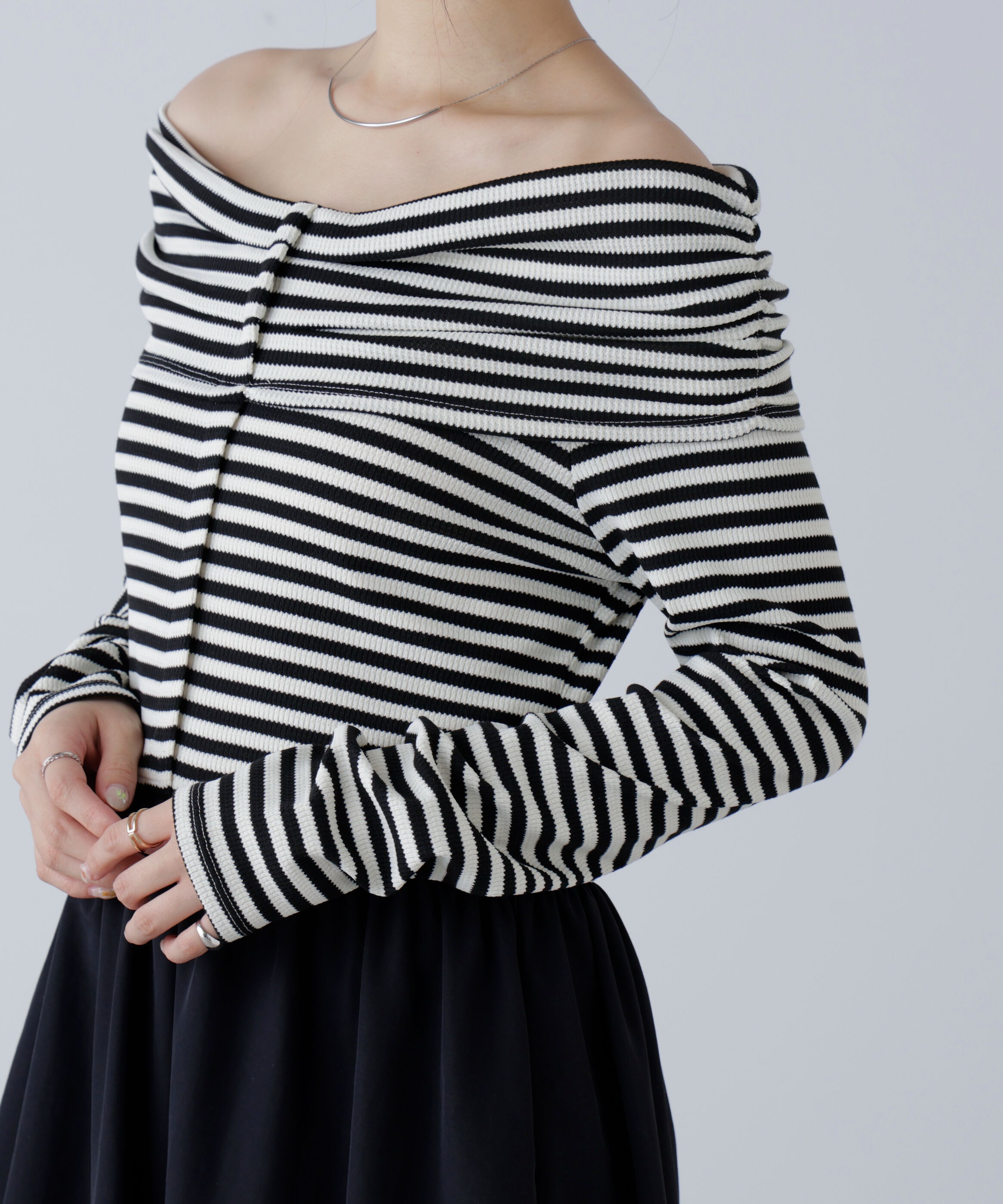  「オフショルドッキングワンピース」|ワンピース|