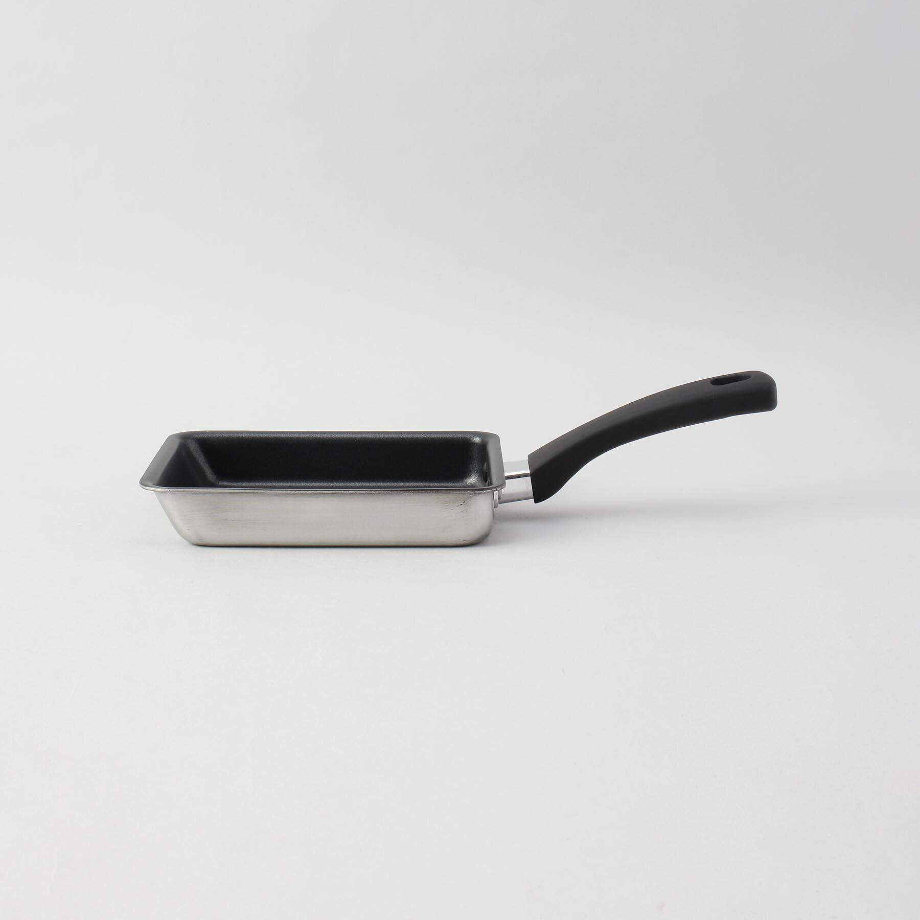 212 KITCHEN STORE「ミラマイト IH対応三層鋼エッグパン13&times;18cm」|食器・キッチングッズ|