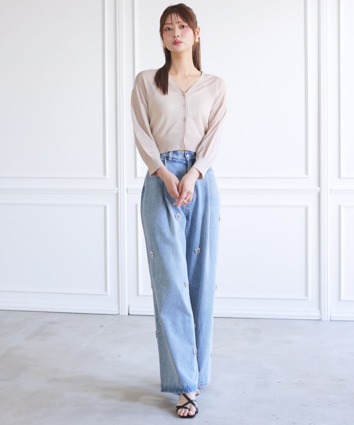 アンドクチュール「シャイニーシアーⅤネックカーディガン」|カーディガン|