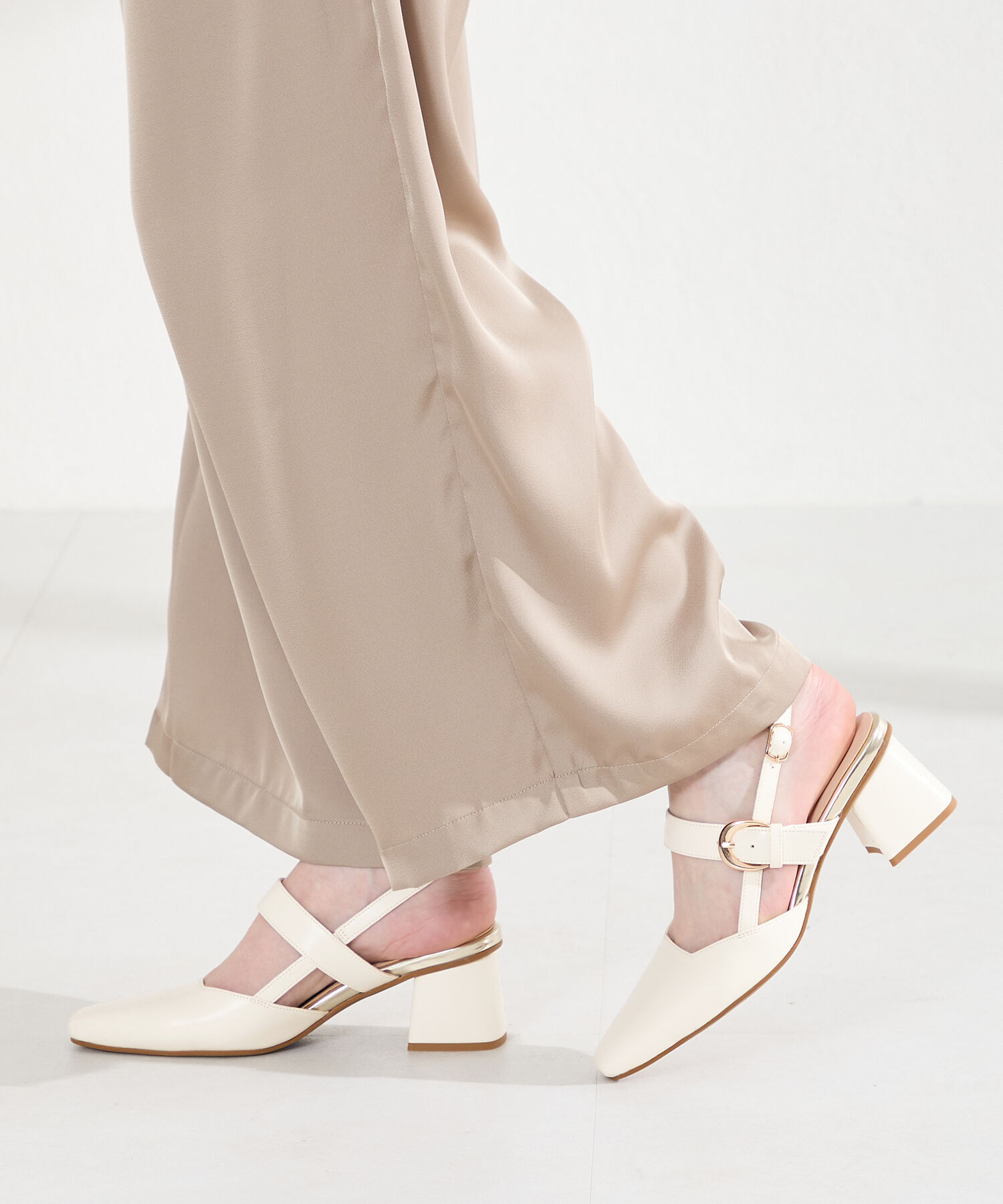 ORiental TRaffic「●2026春夏新作●バック ストラップ パンプス /61101」|パンプス|