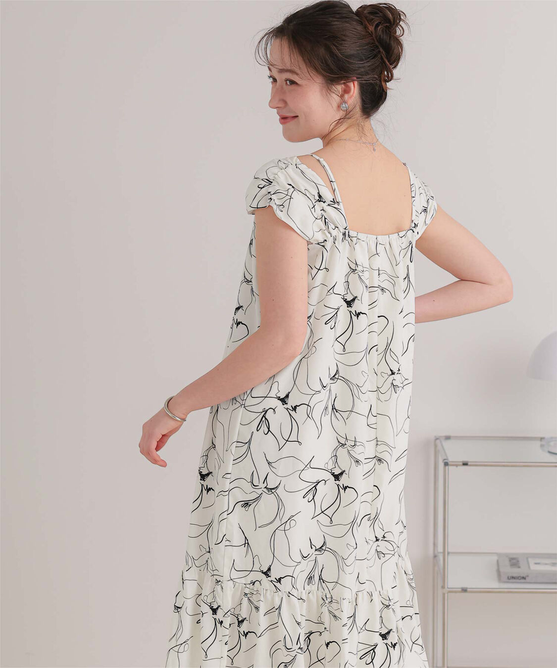 titivate「【ななみさんコラボアイテム】2wayショルダーワンピース」|ワンピース|