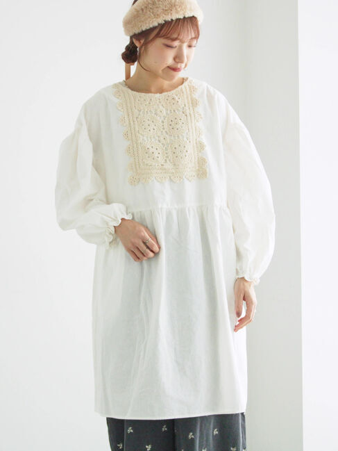 Samansa Mos2「【WEB限定】胸元レース貼りチュニック」|シャツ・ブラウス|