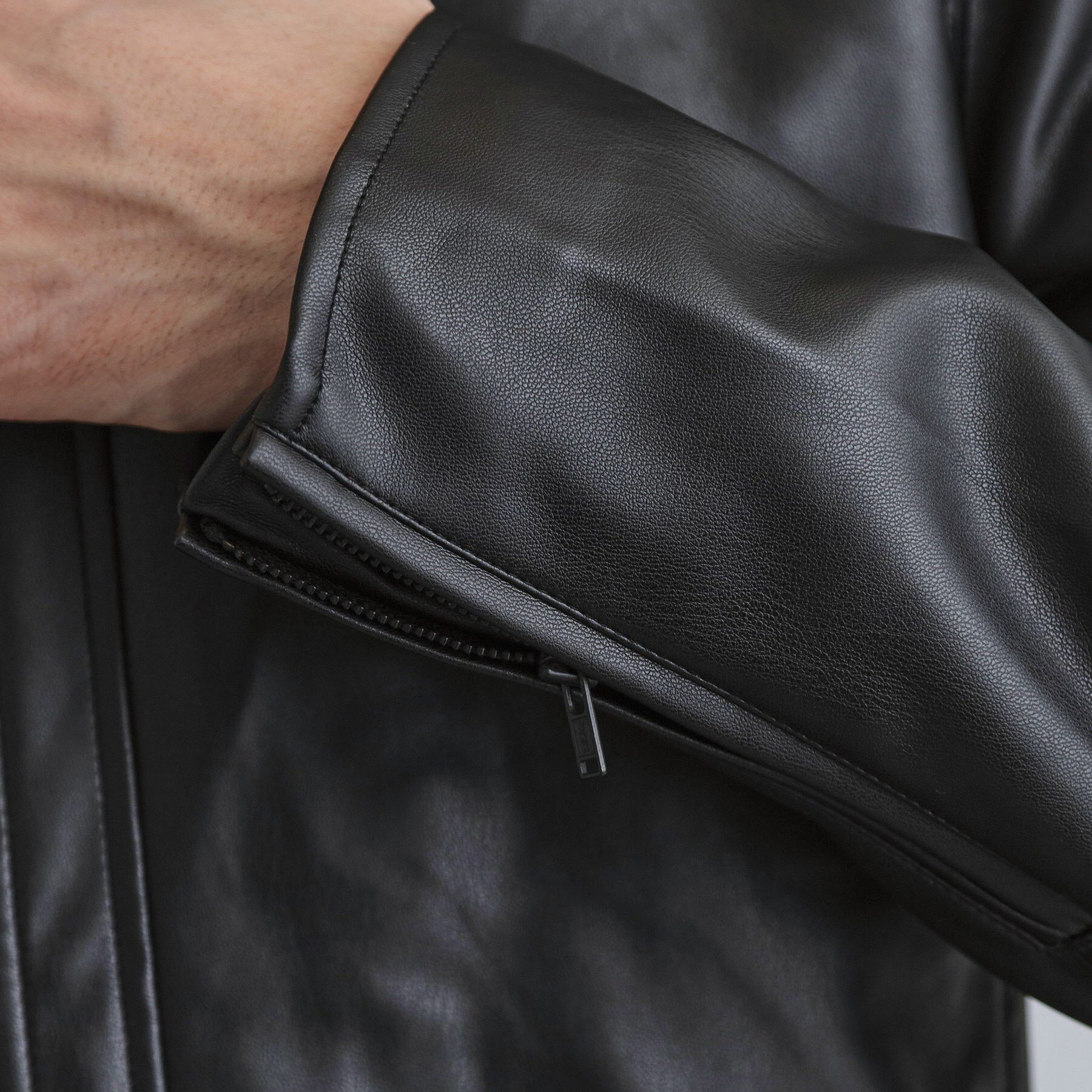 tk.TAKEO KIKUCHI「シングルレザー調ブルゾン」|ブルゾン・スタジャン|