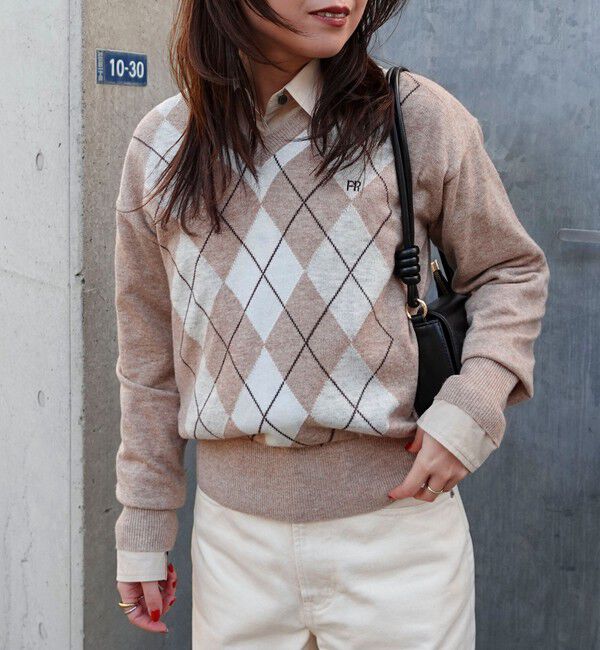 fredy emue「アーガイル柄インターシャVネックニット」|ニット・セーター|