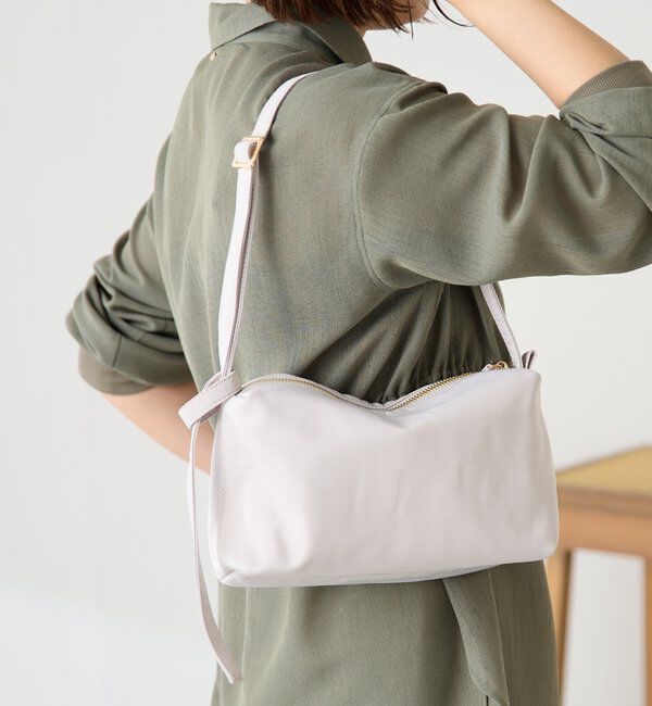  「《Matsushita企画》【軽量180g/強撥水】撥水ボックスショルダーバッグ」|ショルダー・メッセンジャー|