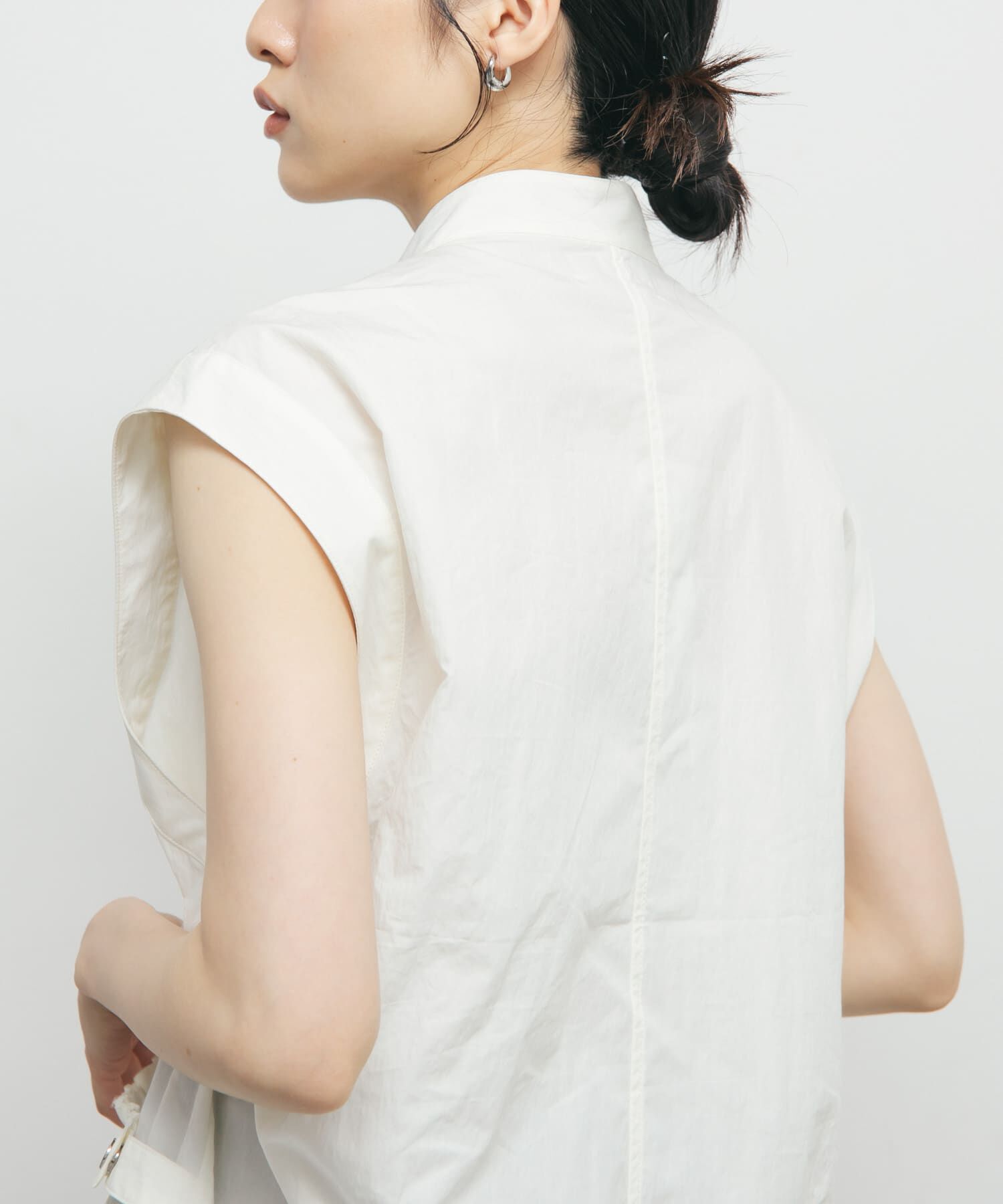  「スタンドカラーベスト」|ノーカラーコート|