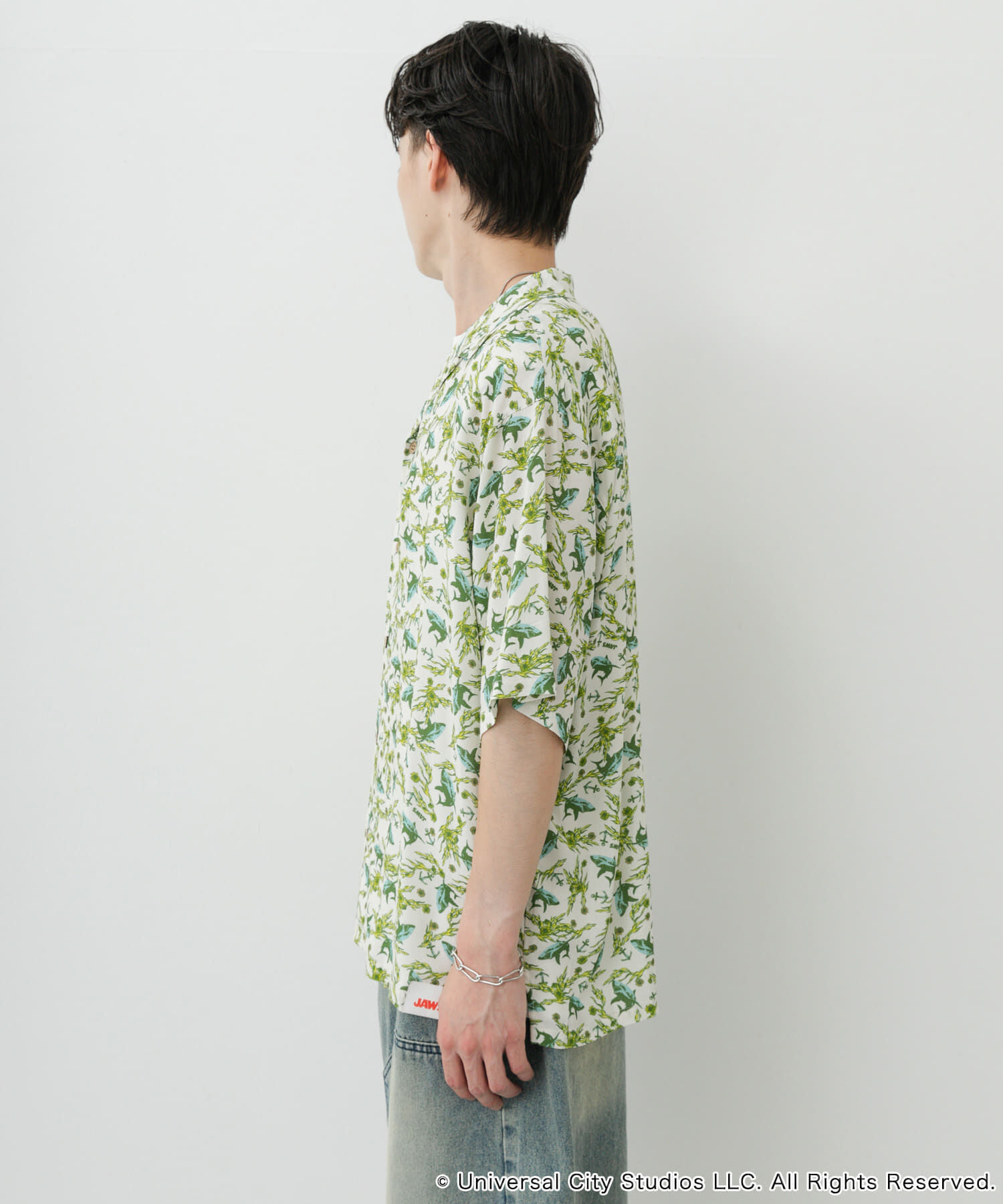 SENSE OF PLACE by URBAN RESEARCH「『別注』JAWS&times;SENSE OF PLACE　総柄オープンカラーシャツ」|シャツ・ブラウス|