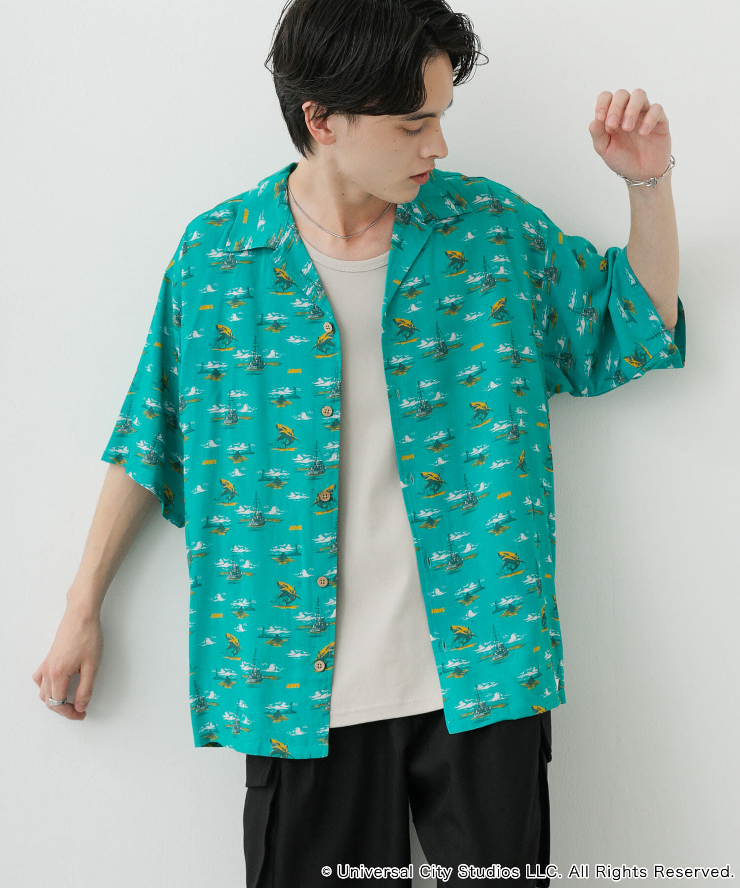 SENSE OF PLACE by URBAN RESEARCH「『別注』JAWS&times;SENSE OF PLACE　総柄オープンカラーシャツ」|シャツ・ブラウス|