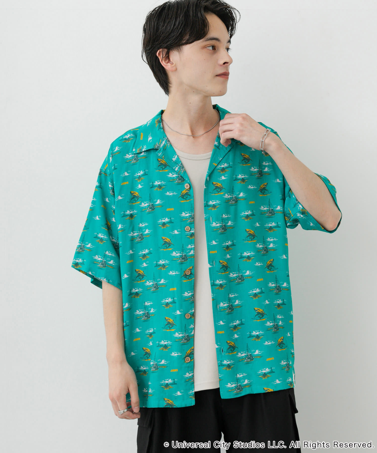 SENSE OF PLACE by URBAN RESEARCH「『別注』JAWS&times;SENSE OF PLACE　総柄オープンカラーシャツ」|シャツ・ブラウス|