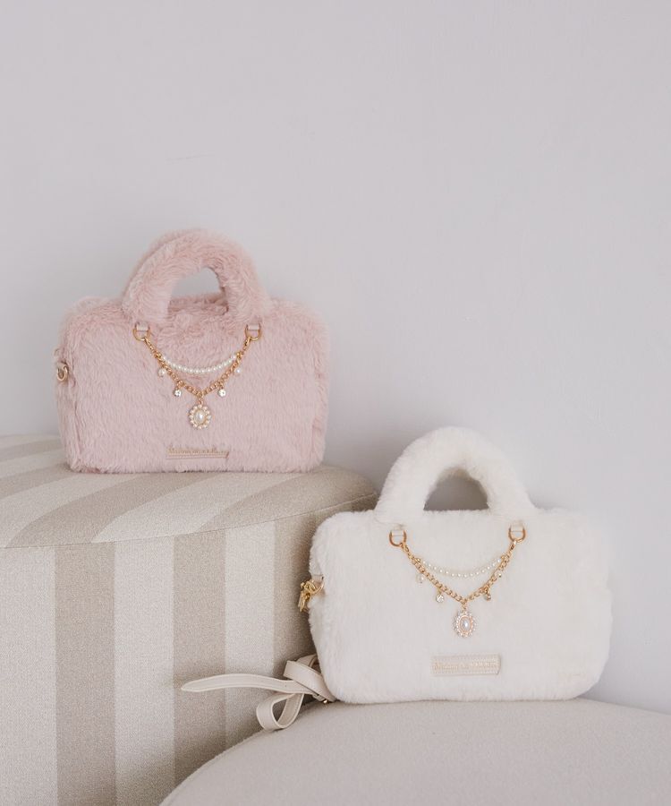 Maison de FLEUR「チャーム付きファー2Wayボストンバッグ」|ハンドバッグ|