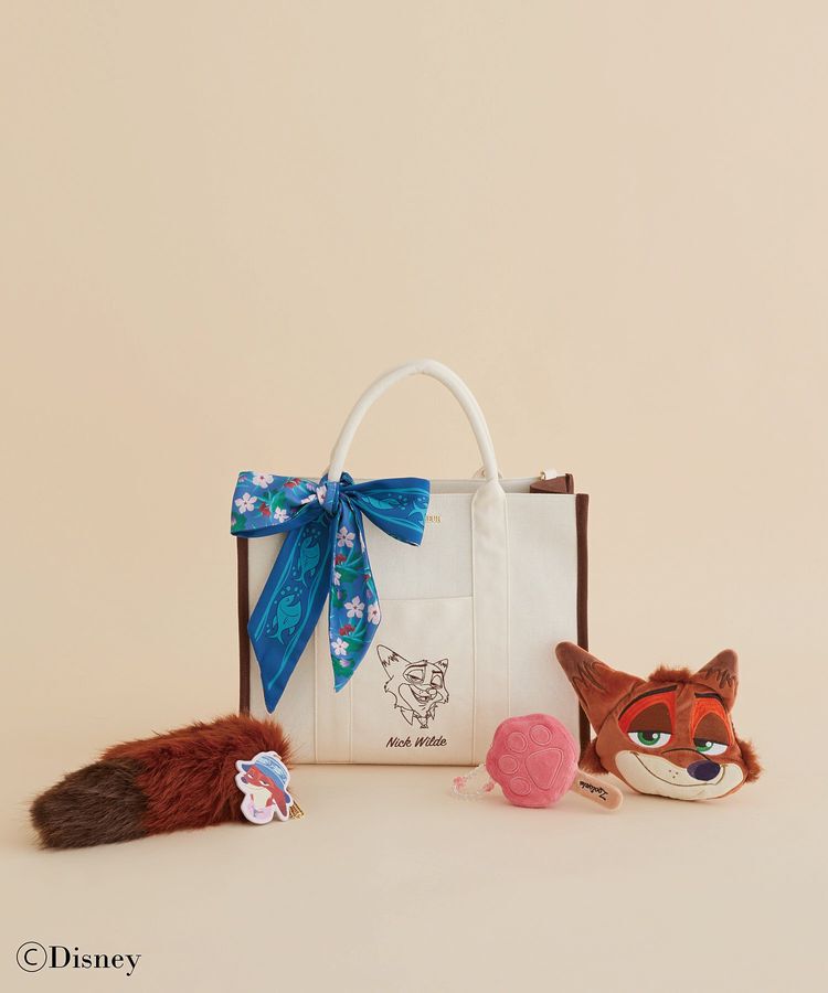 Maison de FLEUR「Nick/フェイスポーチ」|ポーチ|