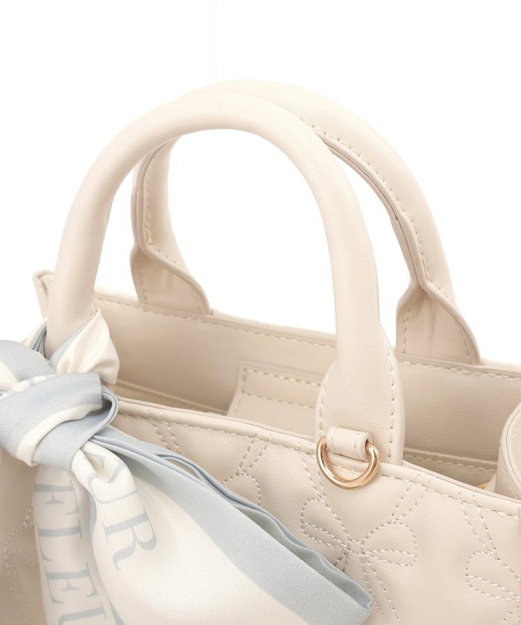 Maison de FLEUR「スカーフ付きリボンキルティング2Wayスクエアトート」|ハンドバッグ|