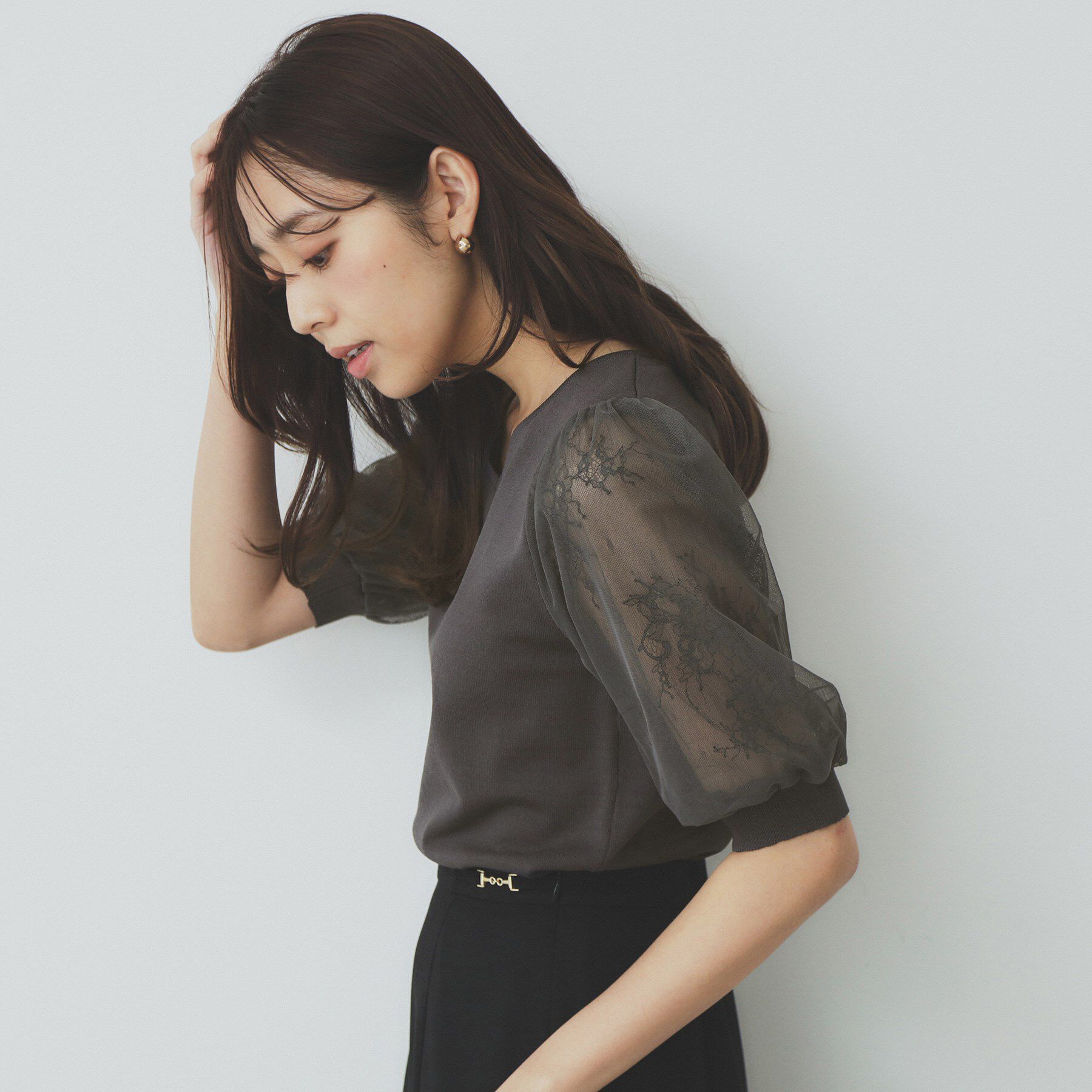 index「チュールレーススリーブニット【洗濯機洗い可】」|ニット・セーター|チャコールグレー(0