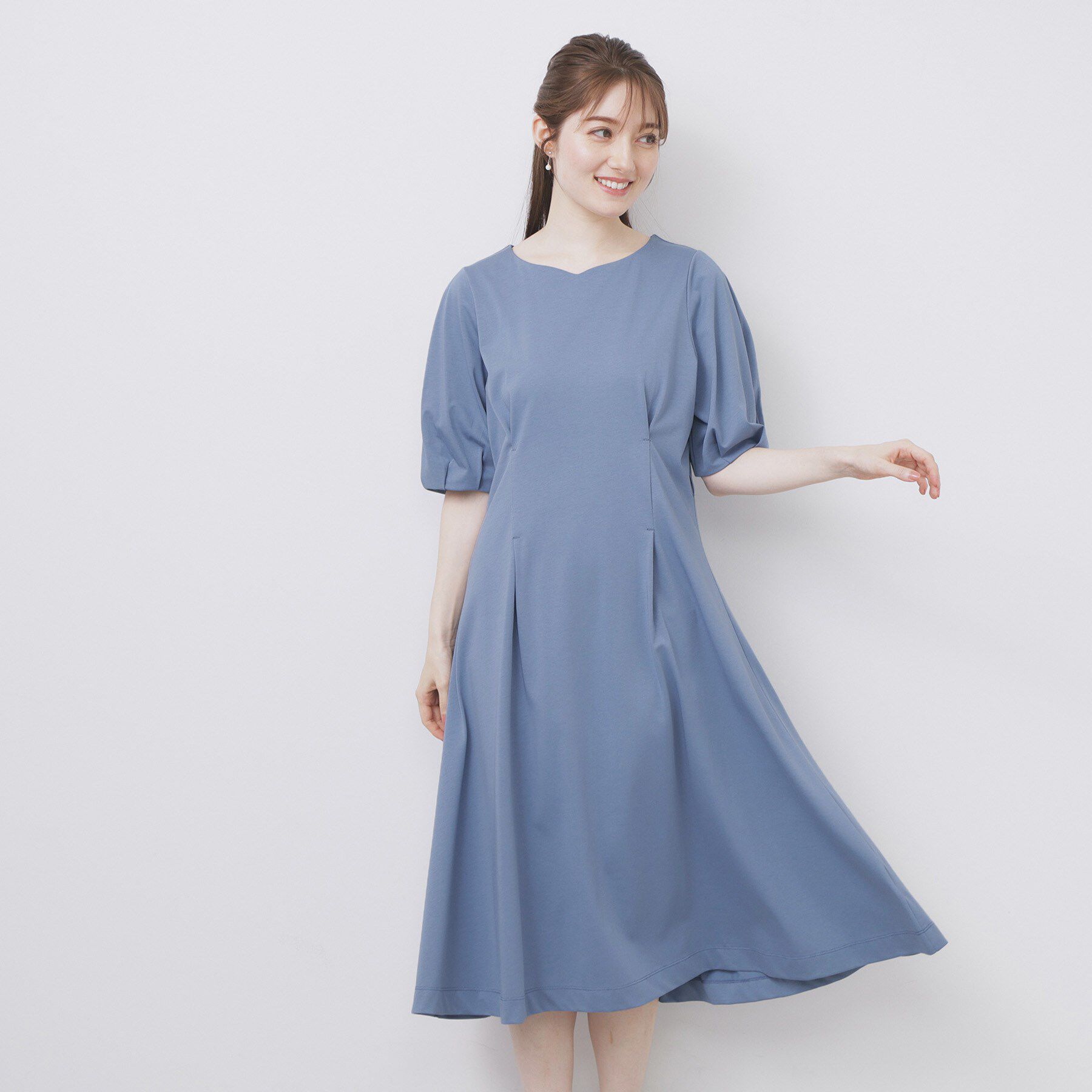 index「ハートネックパフワンピース【洗濯機洗い可/UVケア/接触冷感】」|ワンピース|