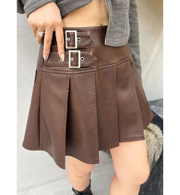 EVRIS「ヴィンテージライクフェイクレザープリーツミニスカート【セットアップ着用可能】」|スカート|