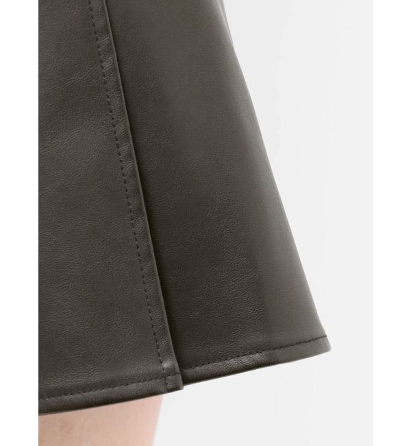 EVRIS「ヴィンテージライクフェイクレザープリーツミニスカート【セットアップ着用可能】」|スカート|