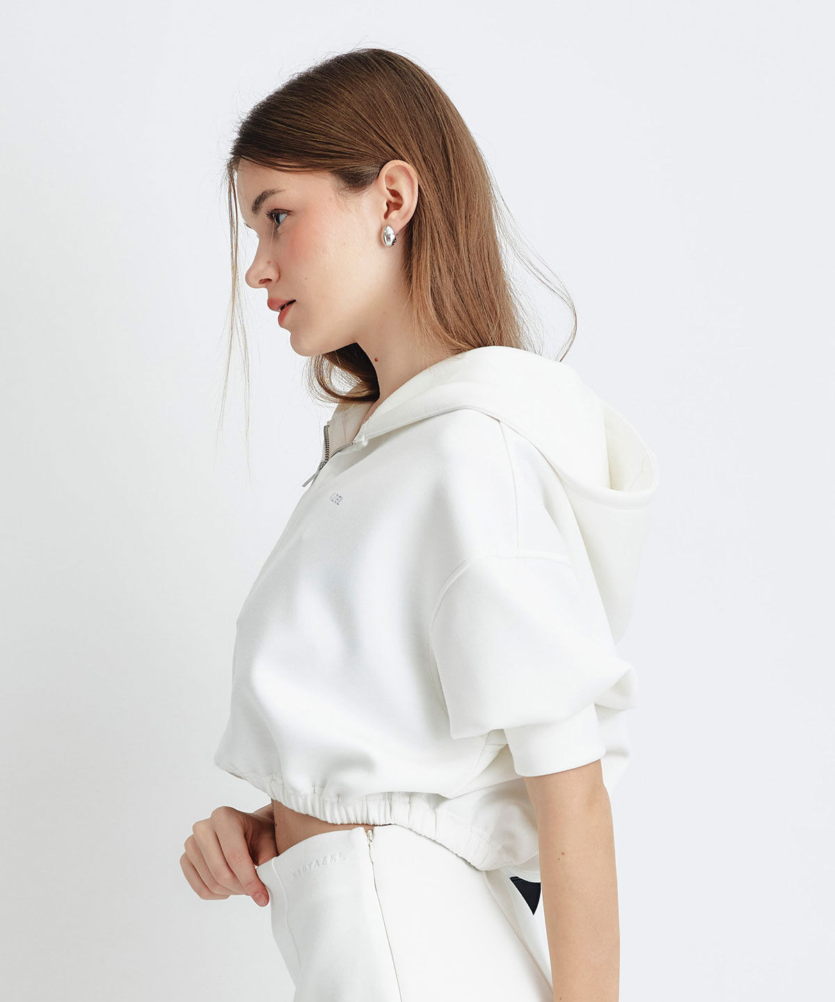 REDYAZEL「ダンボールZIPショートパーカー」|パーカー|