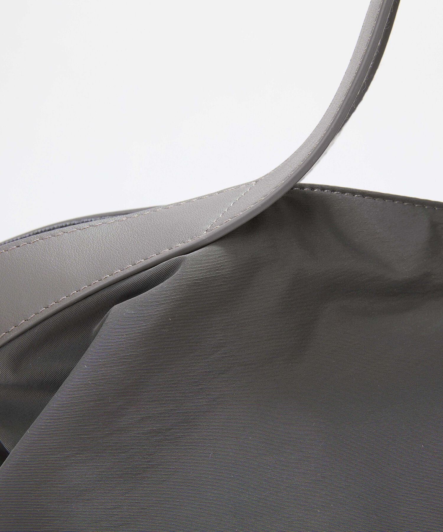 TOPKAPI BREATH「【Breath TOPKAPI】MORPH モーフ リンクルナイロン 2way ワイド トートバッグ チャーム付き　軽量」|トートバッグ|