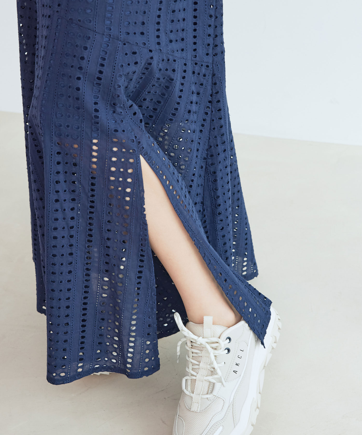 vis-a-vis「【WEB限定】エンブロイダリーレーススリットマーメイドスカート【セットアップ対応】【ワンピースみせ】」|スカート|