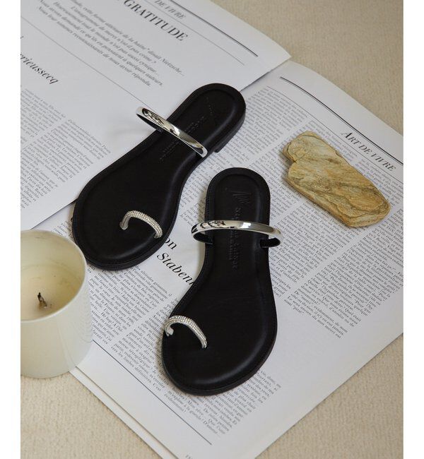  「＜WEB限定サイズ有＞【NICOLAS LAINAS】別注トングフラットサンダル」|その他|ブラック