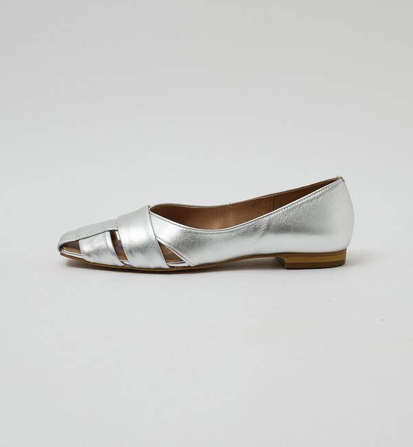 AU BANNISTER「【ロングセラー】グルカモチーフフラットパンプス」|パンプス|