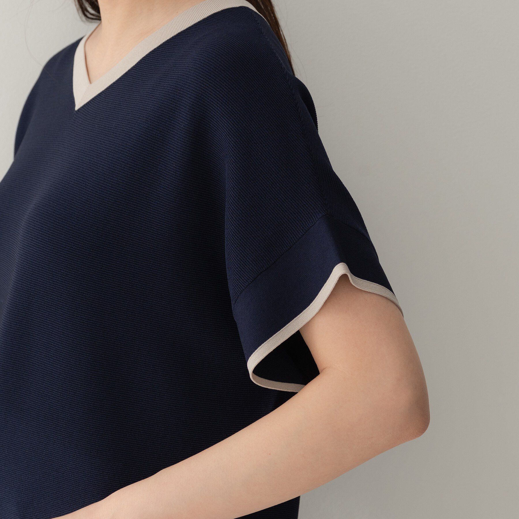 UNTITLED「【11色展開/体型カバー/洗える】前後2WAYフレンチスリーブニット」|ニット・セーター|