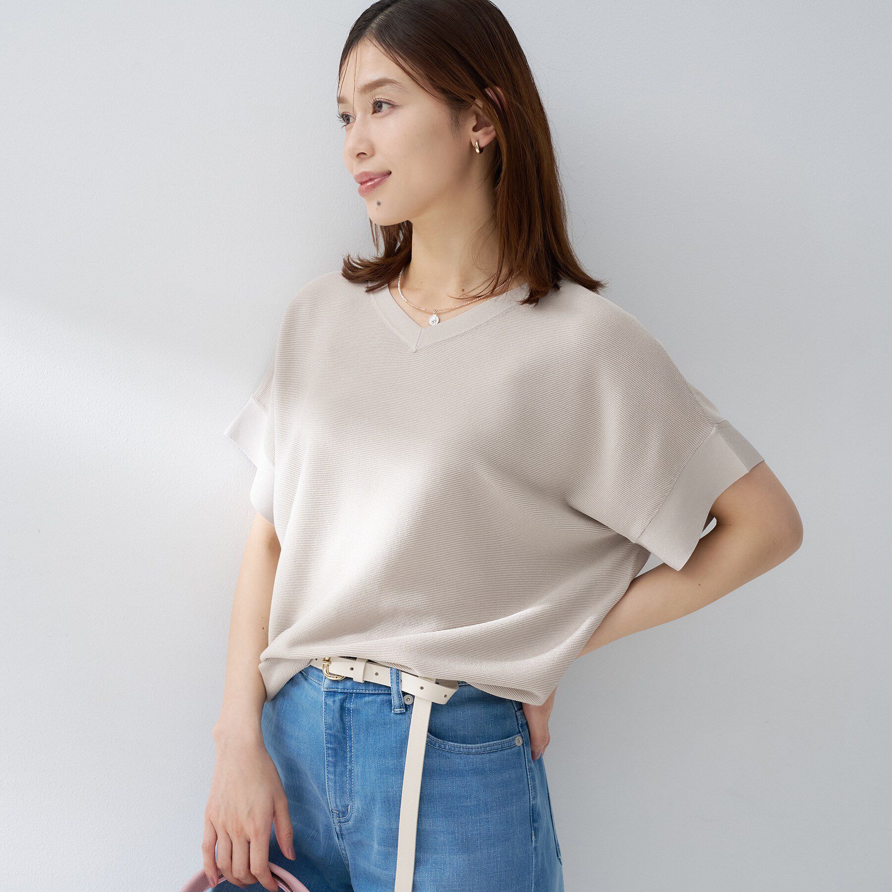 UNTITLED「【11色展開/体型カバー/洗える】前後2WAYフレンチスリーブニット」|ニット・セーター|グレージュ(050)