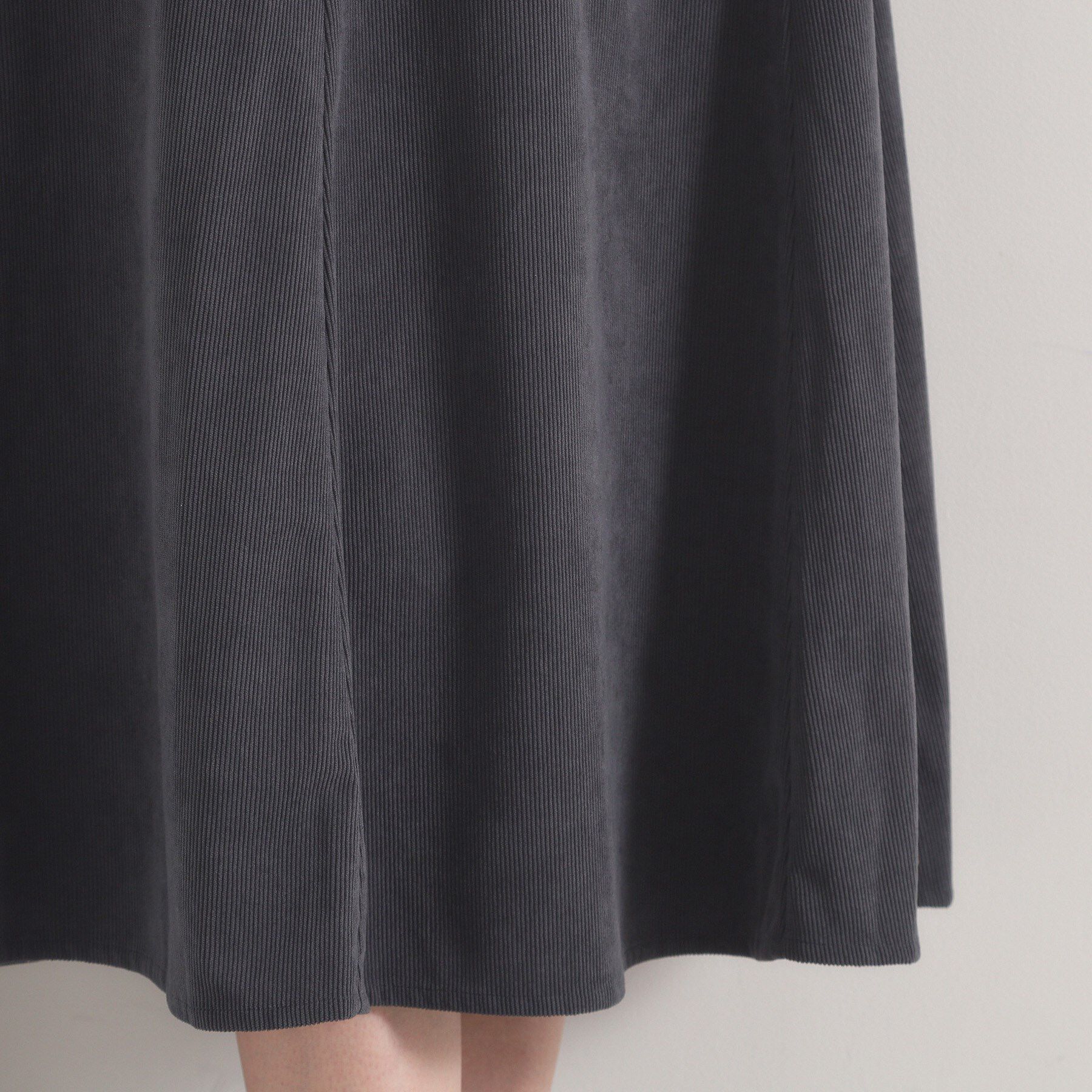 ITS&rsquo;DEMO「【洗濯機OK／ウエストゴム】コーデュロイスカート」|スカート|