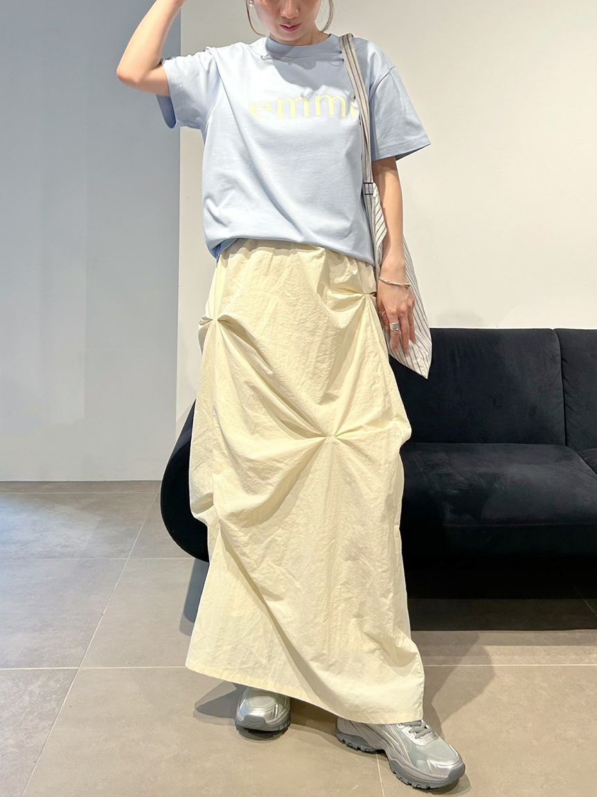 emmi atelier「【ONLINE限定カラーあり】eco emmiロゴTシャツ/UVカット」|Tシャツ・カットソー|