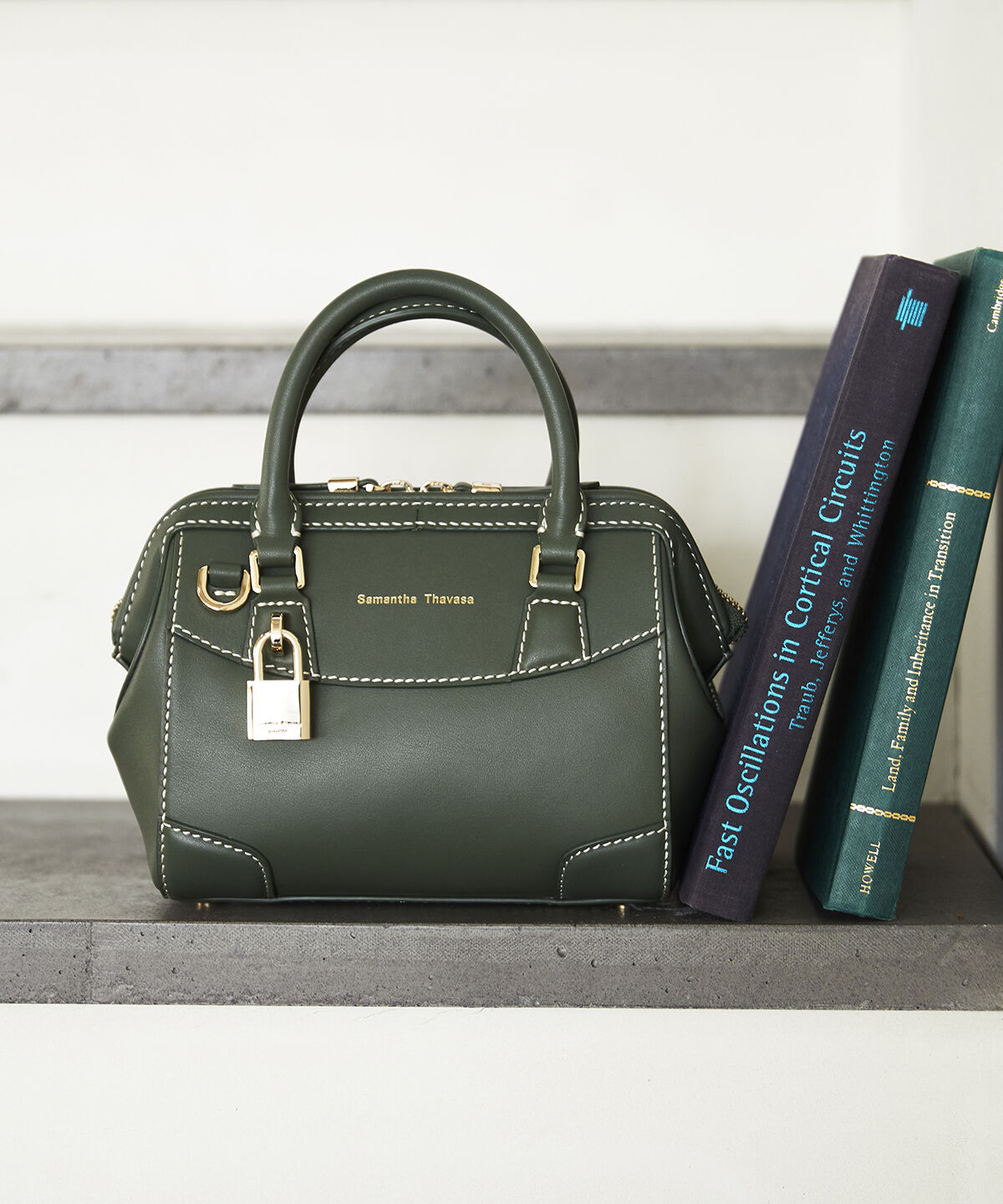 Samantha Thavasa「イタリアンカーフレザー ボストンバッグ 小サイズ」|ハンドバッグ|