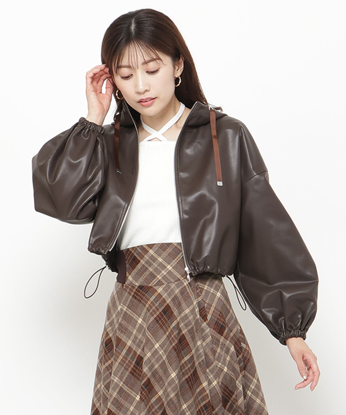 アンドクチュール「フェイクレザークロップドマンパ」|アウトドア|ブラウン