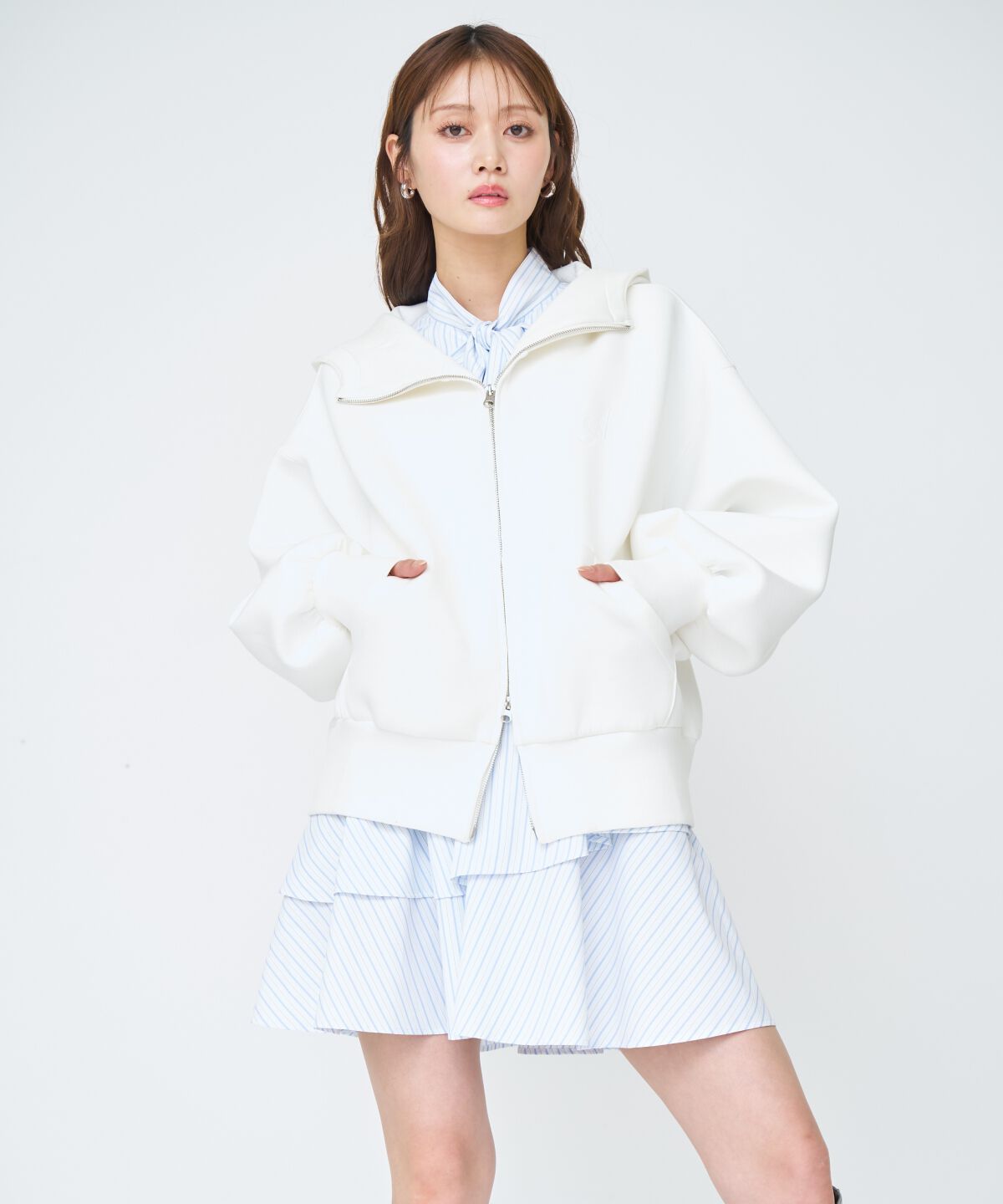 アンドクチュール「ロゴ刺繍ボンディングZIPパーカー」|パーカー|