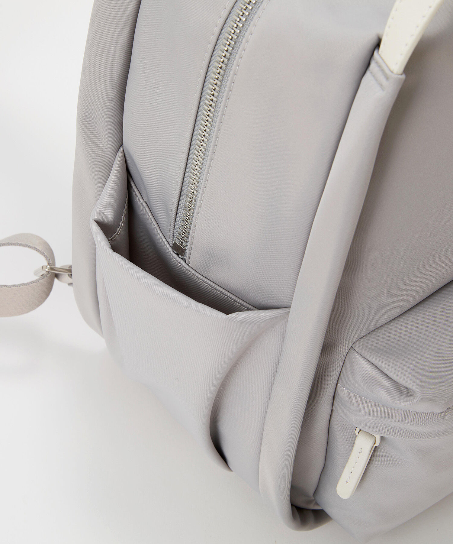 TOPKAPI BREATH「【Breath TOPKAPI】【撥水】ツヤ ナイロン レザーハンドル ミニ リュック」|リュック|