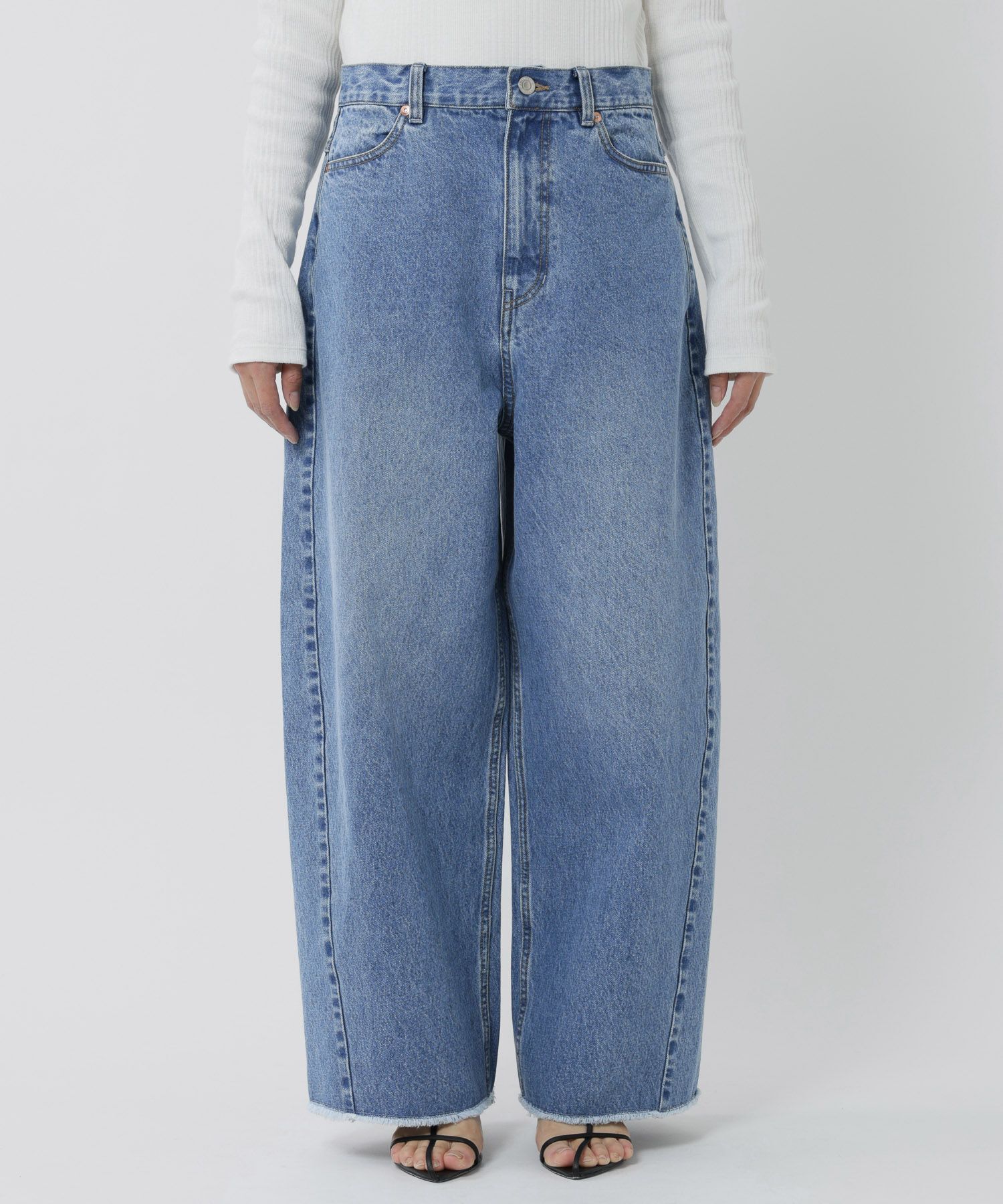 BABYLONE「バレルレッグデニムパンツ」|デニム|