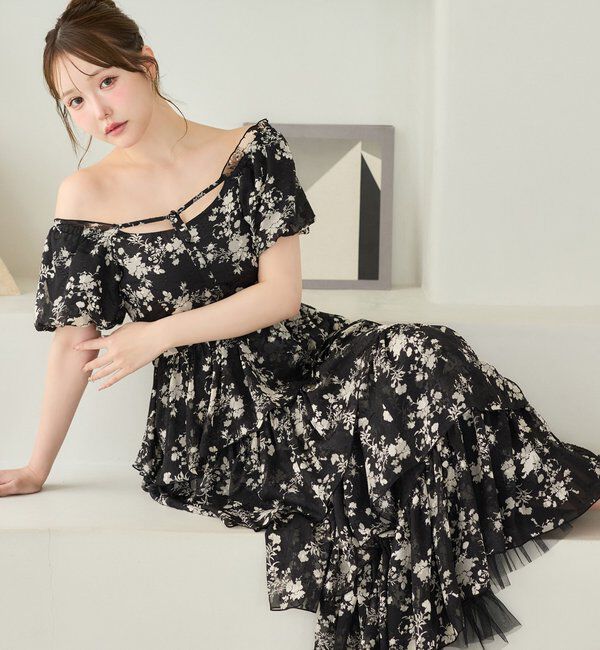  「【Black Ribbon Collection】バックリボンティアードワンピ」|ワンピース|