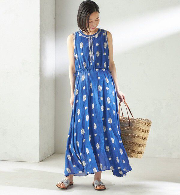 SHIPS for women「《予約》【SHIPS別注】Fanaka:〈手洗い可能〉フラワー プリント 刺繍 ワンピース」|ワンピース|