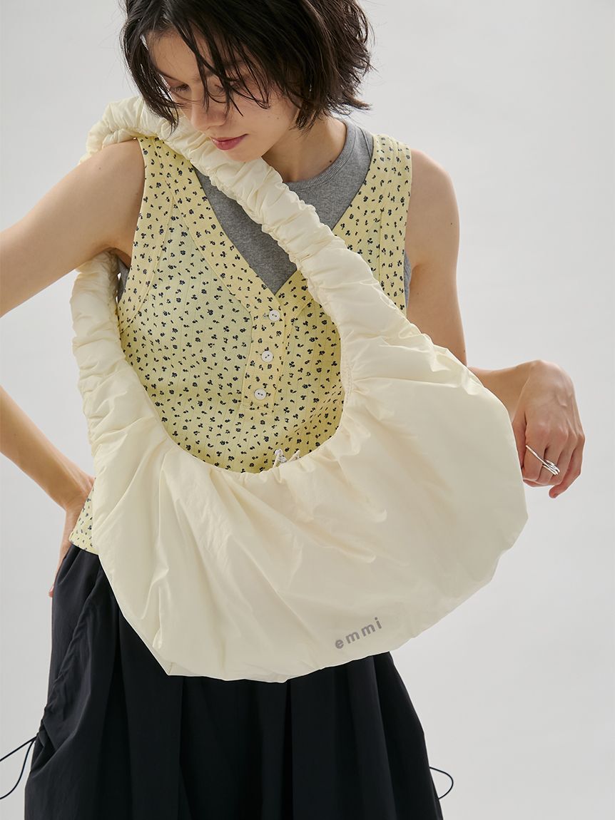 emmi atelier「ギャザーディテールショルダーバッグ/撥水」|ショルダー・メッセンジャー|