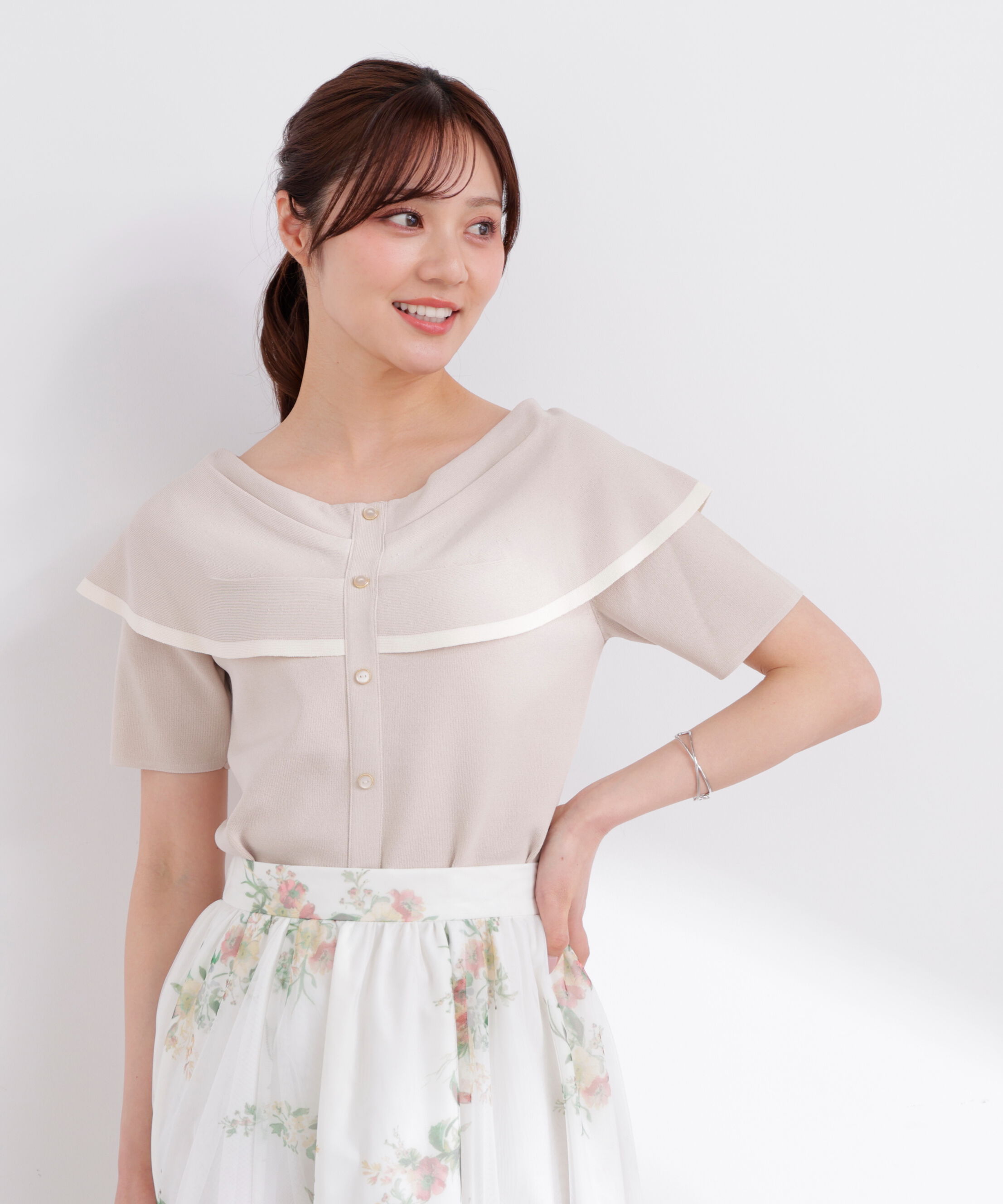 PROPORTION BODY DRESSING「トリムラインケープニットトップス 26SS」|ニット・セーター|