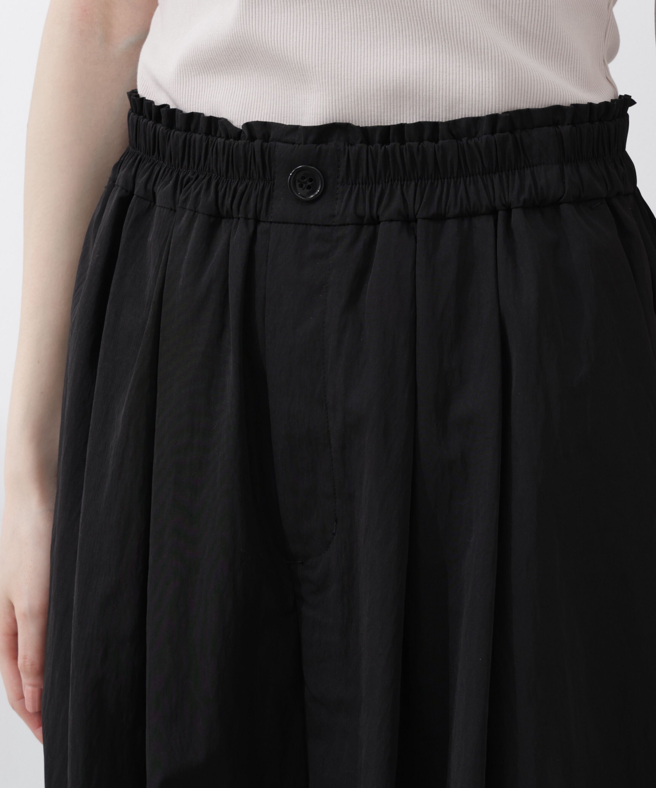 PROPORTION BODY DRESSING「〈a/mie〉ナイロンタックパンツ 26SS」|その他|