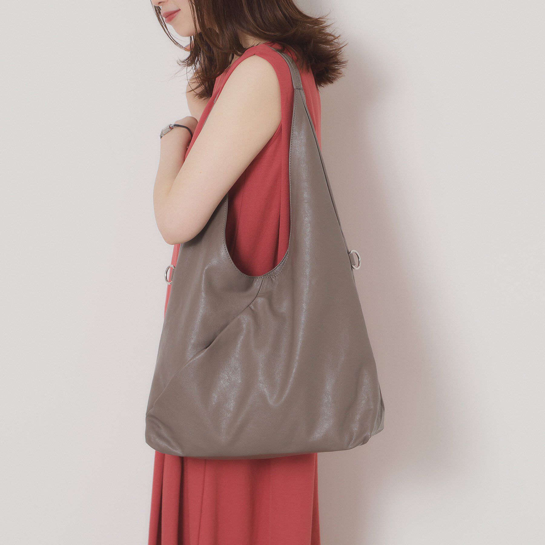 ITS&rsquo;DEMO「2WAYくりてトート」|トートバッグ|グレージュ(050)