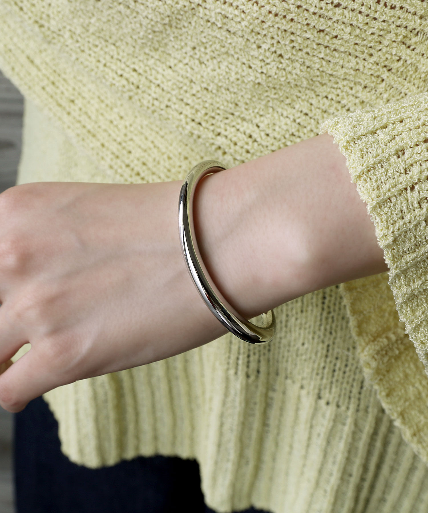 colleca la「カーブラインメタルバングル」|ブレスレット・バングル|シルバー