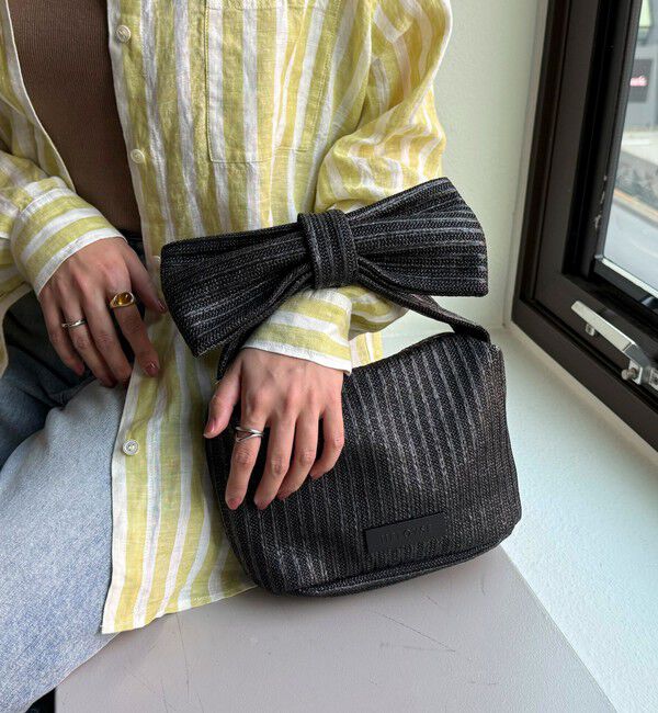 fredy emue「【HELOYSE/エロイーズ】フェイクラフィアリボンポーチバッグ」|ハンドバッグ|ブラック