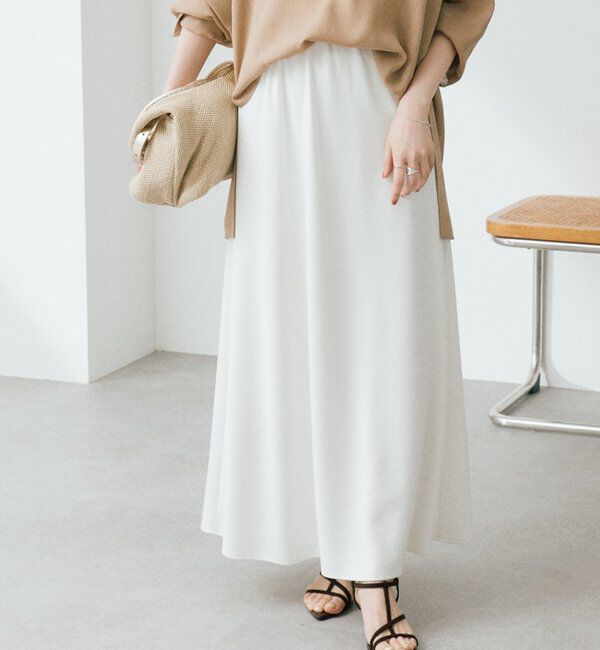  「予約【セットアップ着用可能/接触冷感機能付き】ドレーピーカットバイヤススカート」|スカート|オフホワイト